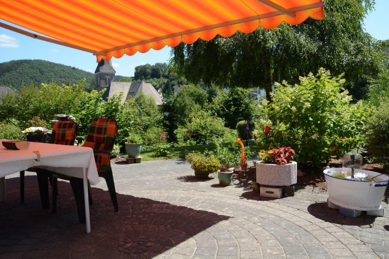 Ferienwohnung Burgblick Bilstein المظهر الخارجي الصورة