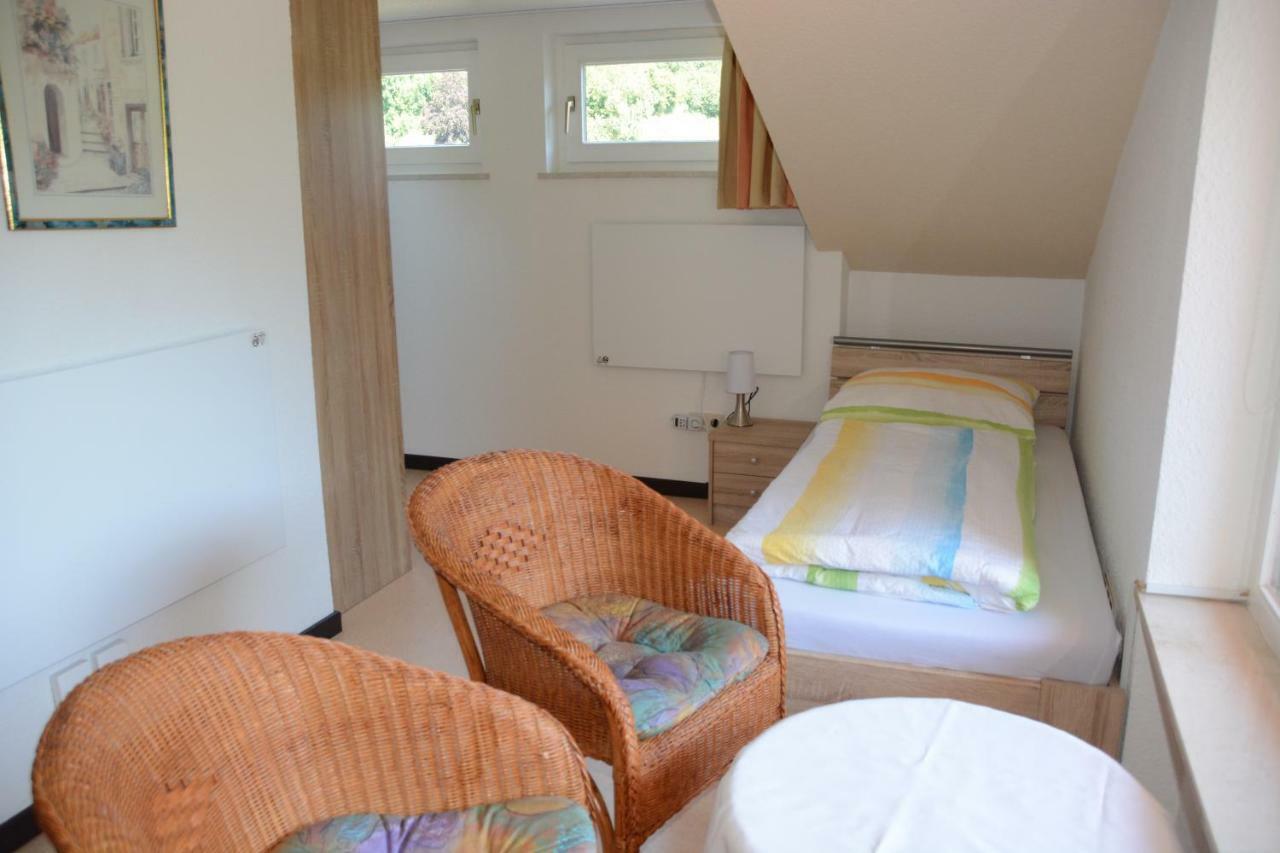 Ferienwohnung Burgblick Bilstein المظهر الخارجي الصورة